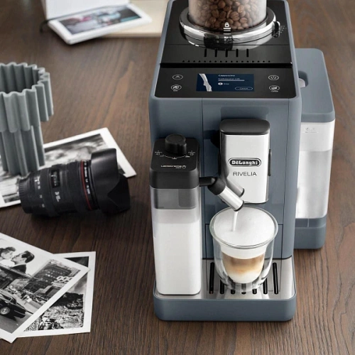 Кофемашина DeLonghi EXAM440.55.G Сменный контейнер для зёрен (2шт.); мерная ложка; полоска для определения жёсткости воды