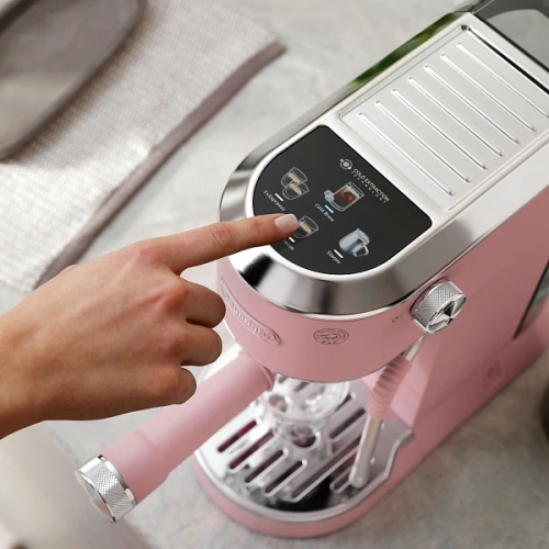 Рожковая кофеварка DeLonghi EC890.PK Кувшин для молока; тэмпер; фильтр; холдер; игла для очистки паровой палочки; мерная ложечка; инструкция