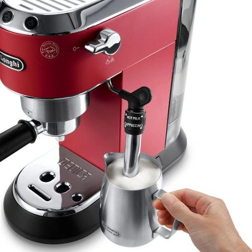 Рожковая кофеварка DeLonghi EC685.R EX:4 Холдер для кофе в чалдах, корзины для холдера, мерная ложечка, декальцинатор, инструкция