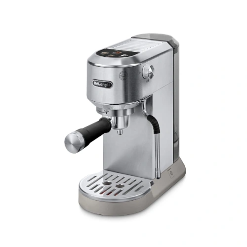 Рожковая кофеварка DeLonghi EC890.M Кувшин для молока; тэмпер; фильтр; холдер; игла для очистки паровой палочки; мерная ложечка; инструкция